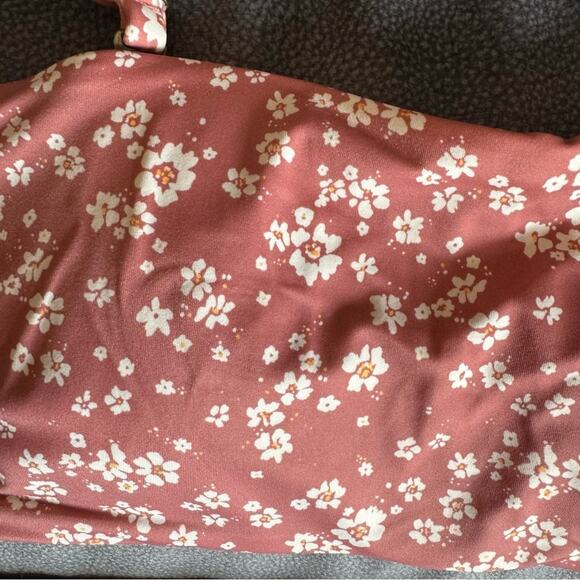 Andie Swim The Bora Bora Convertible Bikini Top In Ditzy Floral Rose Size M NEW - Picture 6 of 14